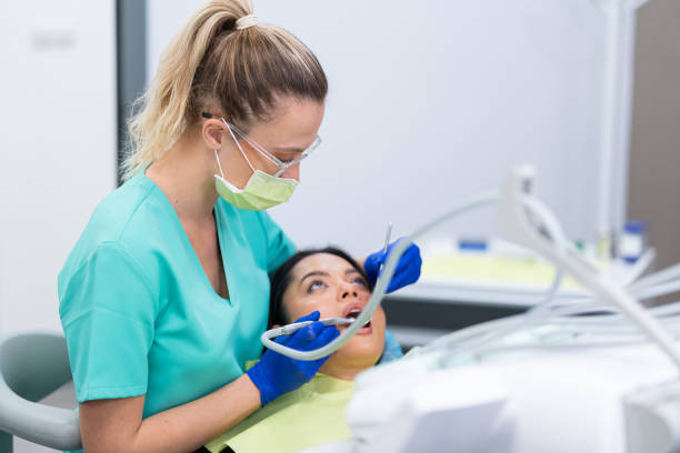 Best Emergency Tooth Extraction in Toast, NC